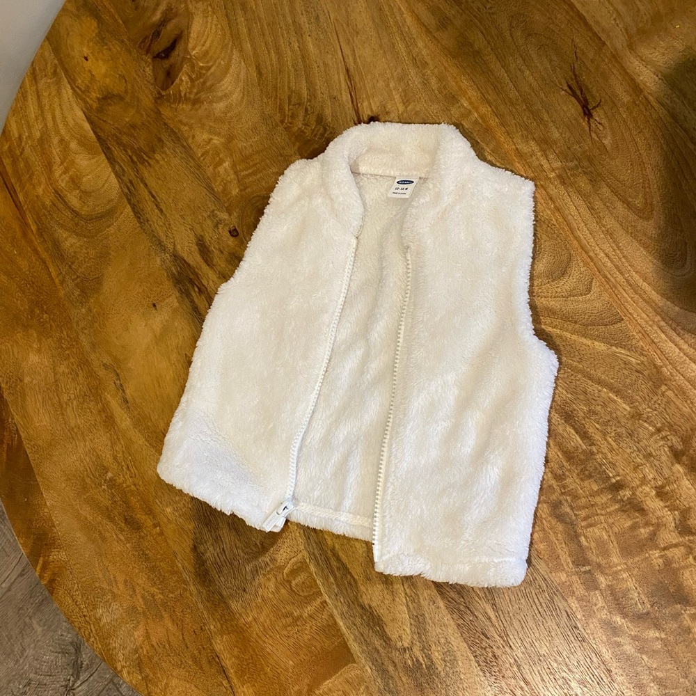 Old navy baby girl cozy vest